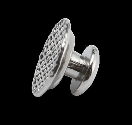 Bondable lingual button used in conjunction with braces